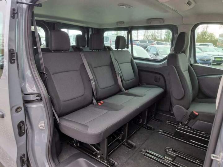Intérieur arrière Renault Trafic Martinique