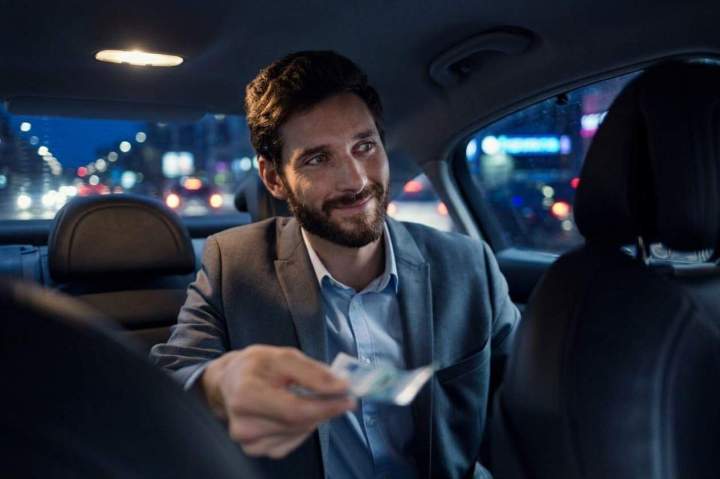 Taxi groupe nuit, Renault Trafic
